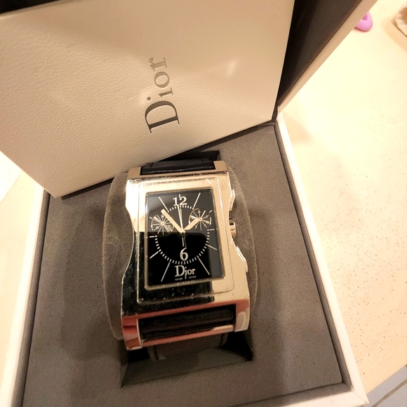 Dior watch - Picture 1 of 4